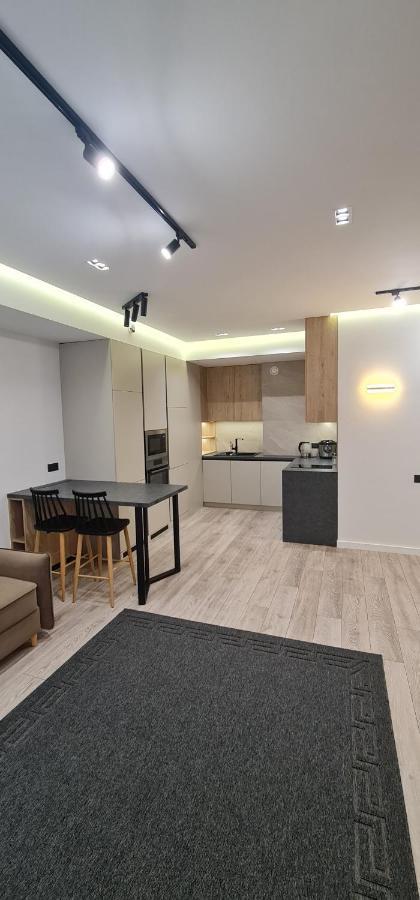 Oasis-Rent Appartement Chişinǎu Buitenkant foto