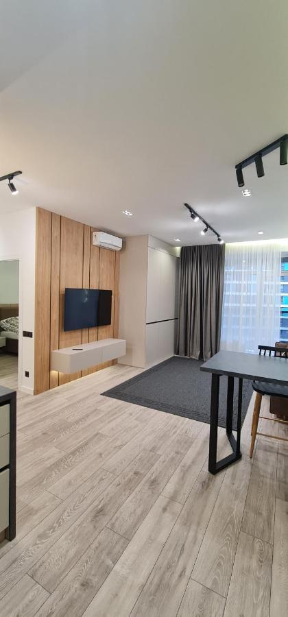 Oasis-Rent Appartement Chişinǎu Buitenkant foto