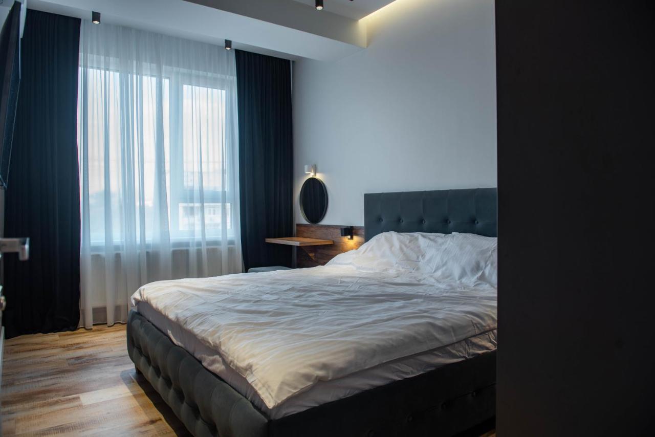Oasis-Rent Appartement Chişinǎu Buitenkant foto