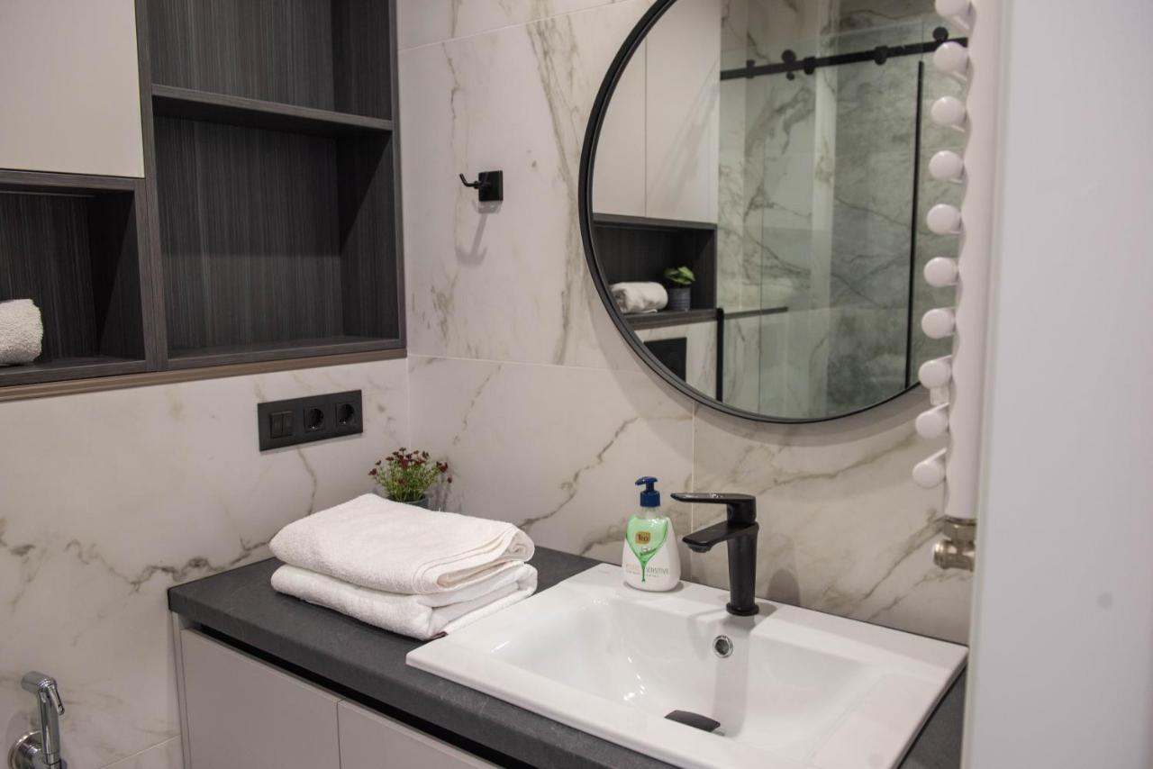 Oasis-Rent Appartement Chişinǎu Buitenkant foto